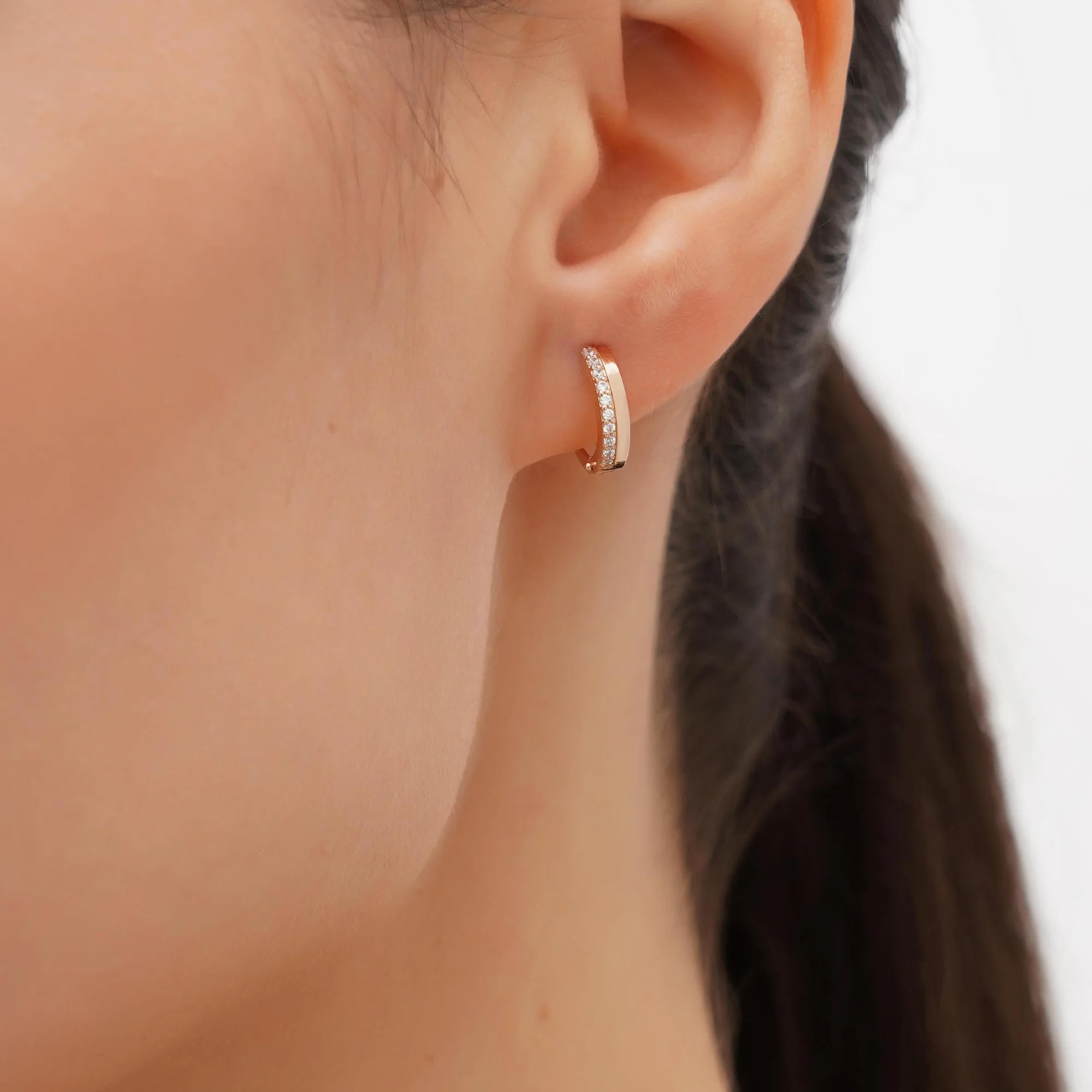 Сережки-кольца с фианитами из красного золота - 1658247 - 2
