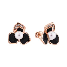 Стильні сережки-пусети "Флора" з червоного золота з перлиною, емаллю та фіанітами - 1927148