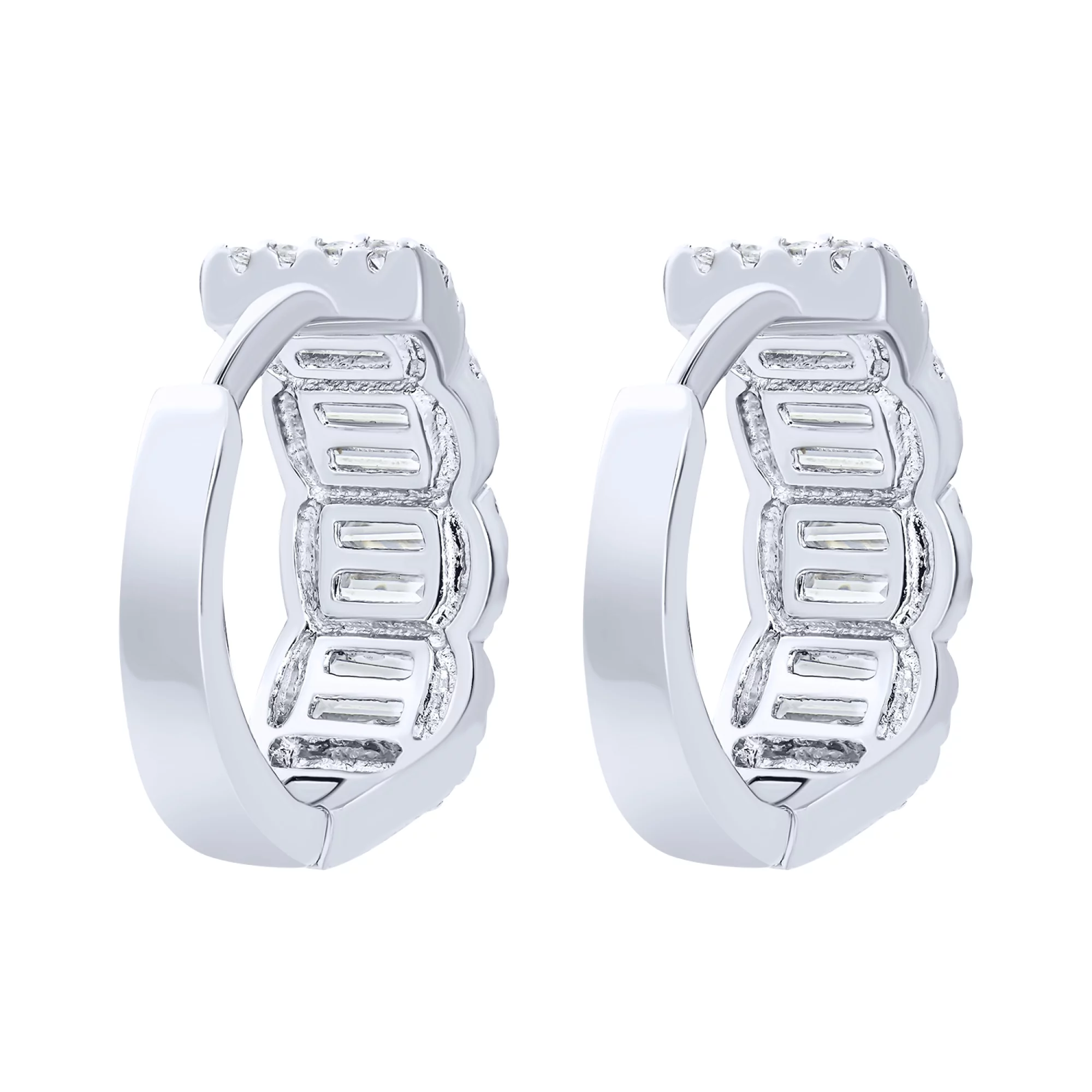 Серьги-кольца серебряные с россыпью фианитов - 1572390 – изображение 2