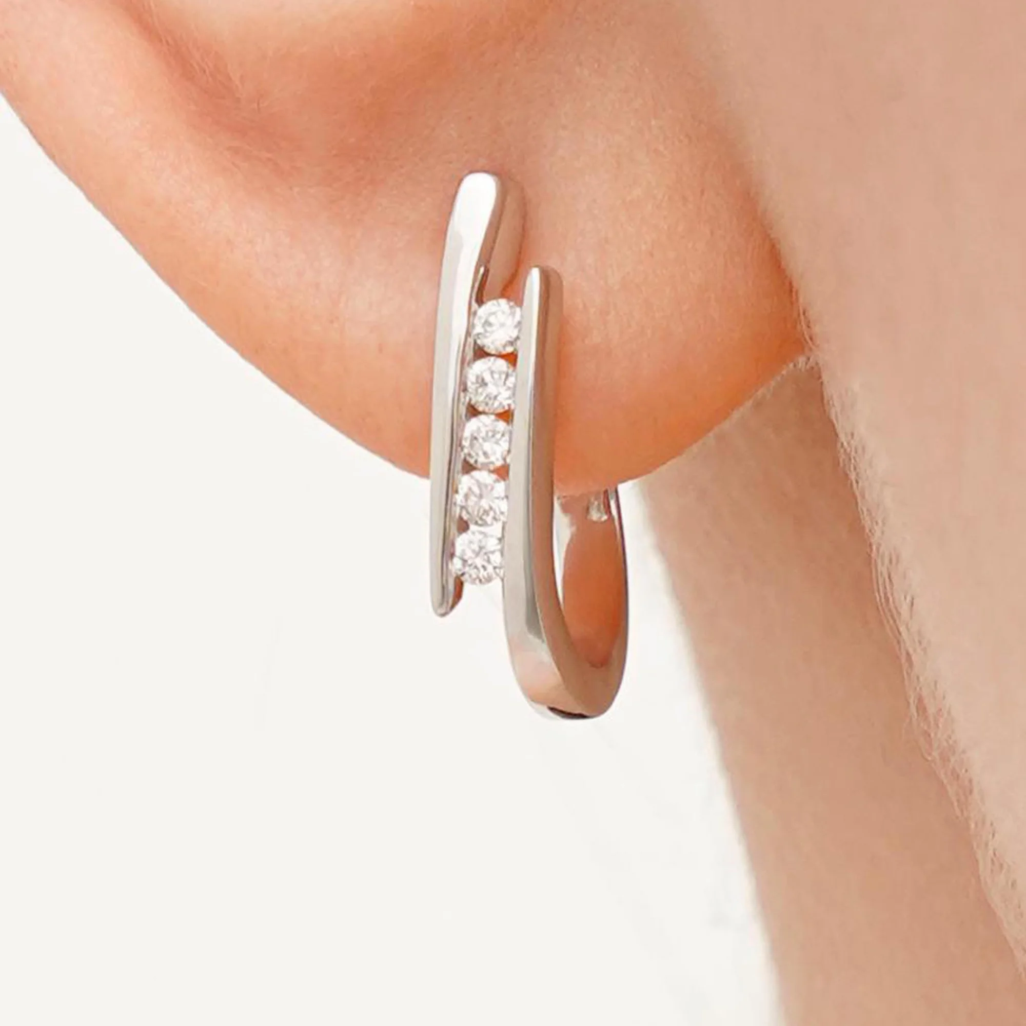 Серьги из белого золота с бриллиантами - 1670375 - 1
