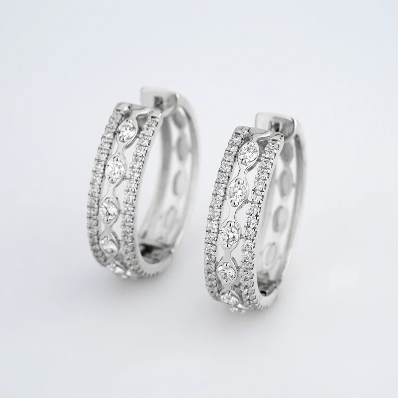 Серьги-кольца из белого золота с бриллиантами - 2142322