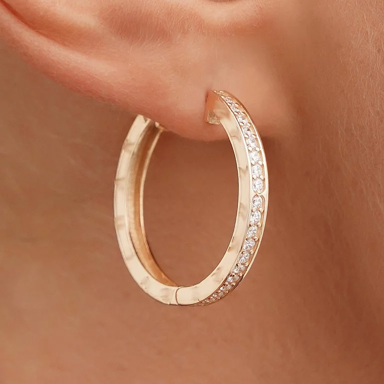 Серьги-кольца из красного золота с фианитами . Артикул 106091/25: цена, отзывы, фото – купить в интернет-магазине AURUM