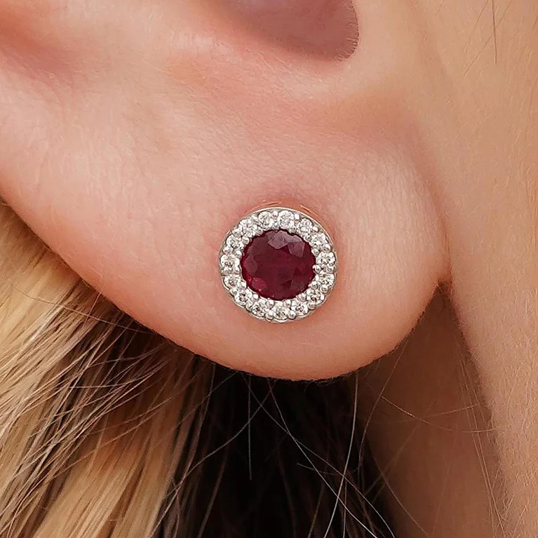 Сережки-гвоздики из красного золота с рубином и бриллиантами - 1727007
