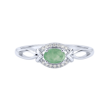 Серебряное кольцо "Овал" с изумрудом и фианитами - 2299250