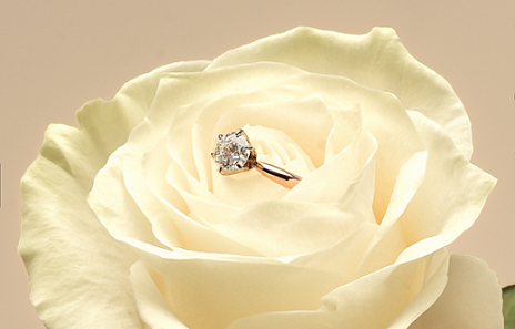 Як обрати каблучку на заручини?