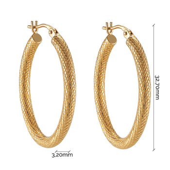 Серьги-кольца из желтого золота с узором - 2129779