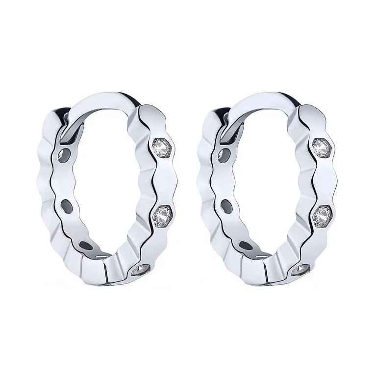Сережки-кільця з фіанітами у сріблі. Артикул 7502/9283/10: ціна, відгуки, фото – купити в інтернет-магазині AURUM