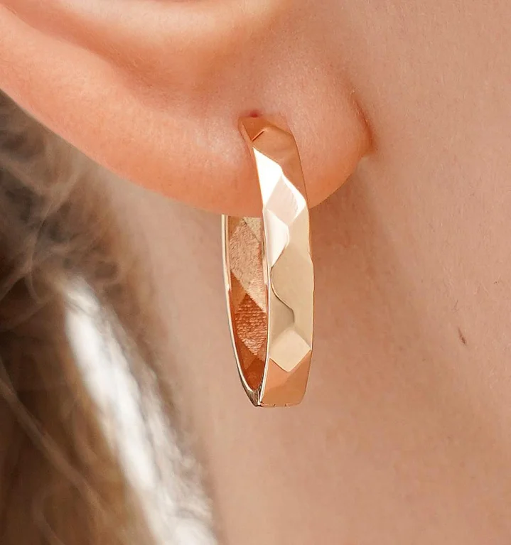 Серьги-кольца из красного золота с гранями - 1683921