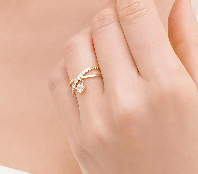 Двойное кольцо из красного золота с фианитами. Артикул 116611: цена, отзывы, фото – купить в интернет-магазине AURUM