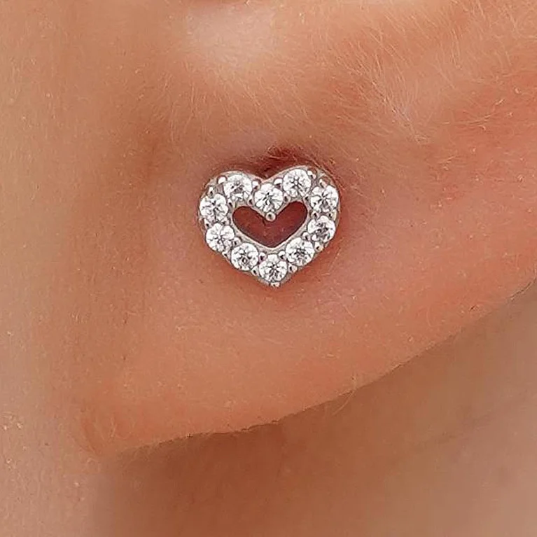 Серьги-гвоздики из белого золота "Сердечко" с фианитами - 1690063