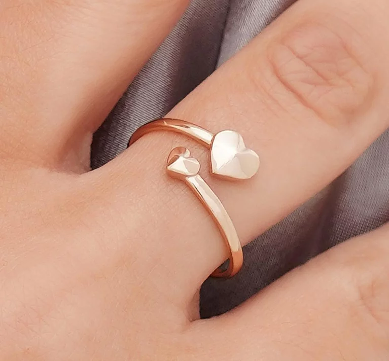 Незамкнутое кольцо "Сердца" из красного золота. Артикул 1010526101: цена, отзывы, фото – купить в интернет-магазине AURUM