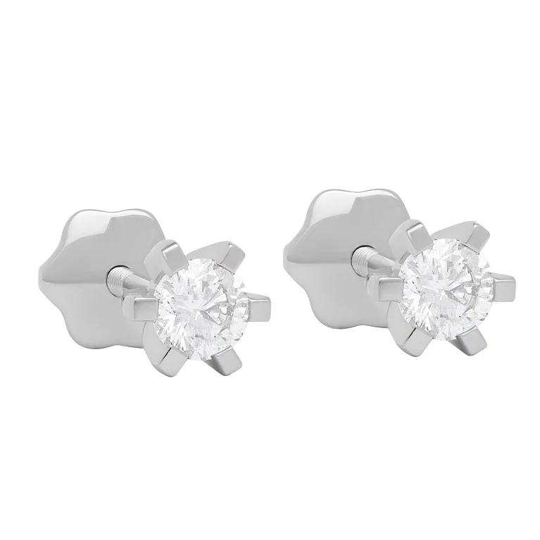 Сережки-гвоздики з діамантом з білого золота. Артикул С341593020б: ціна, відгуки, фото – купити в інтернет-магазині AURUM